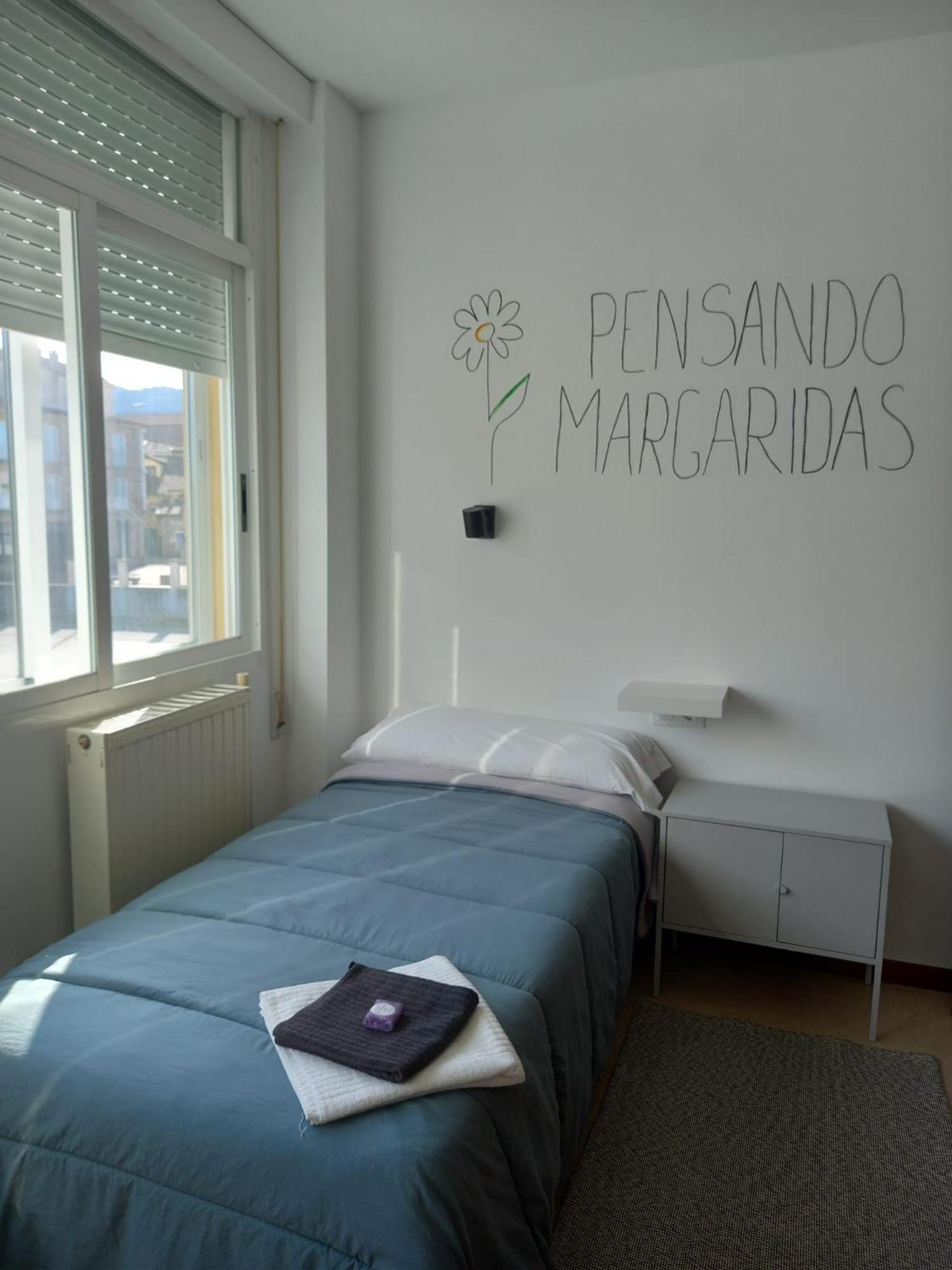 Albergue Casa Margarida Allariz Exterior foto